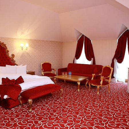 Deluxe Hotel Гянджа Екстер'єр фото