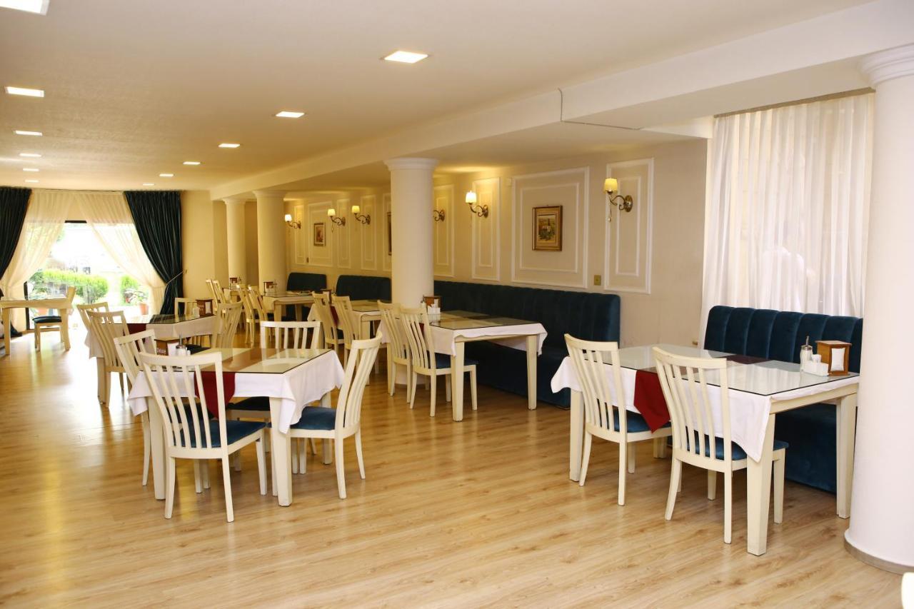 Deluxe Hotel Гянджа Екстер'єр фото