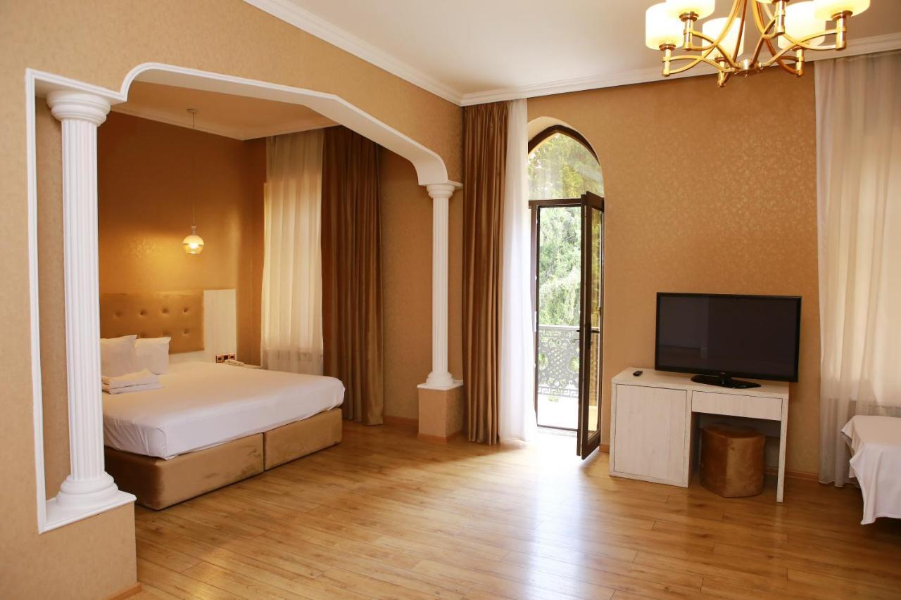 Deluxe Hotel Гянджа Екстер'єр фото