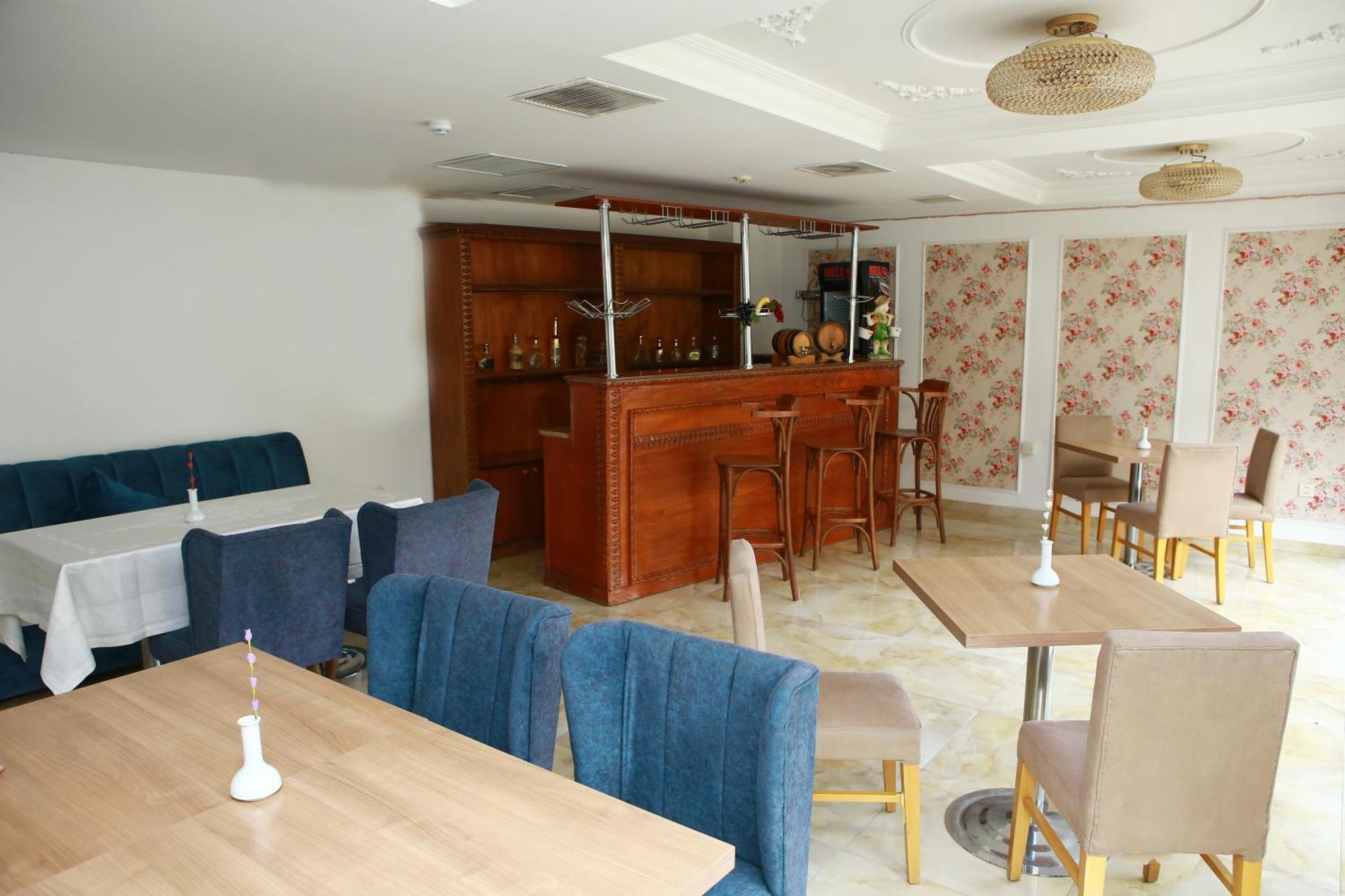 Deluxe Hotel Гянджа Екстер'єр фото