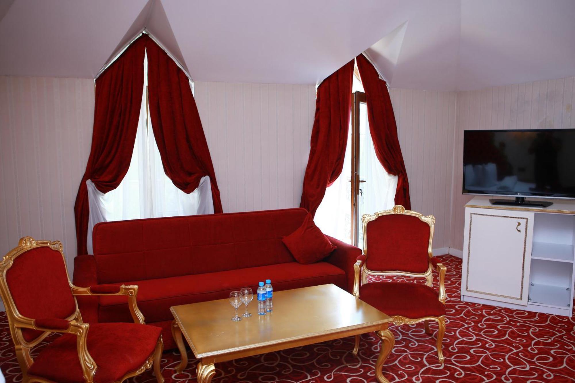 Deluxe Hotel Гянджа Екстер'єр фото